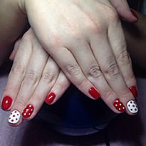 короткий маникюр